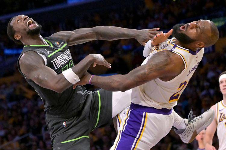 包含湖人队惨败后更衣室爆发冲突，主帅回应，选择说明搜索然后.的词条